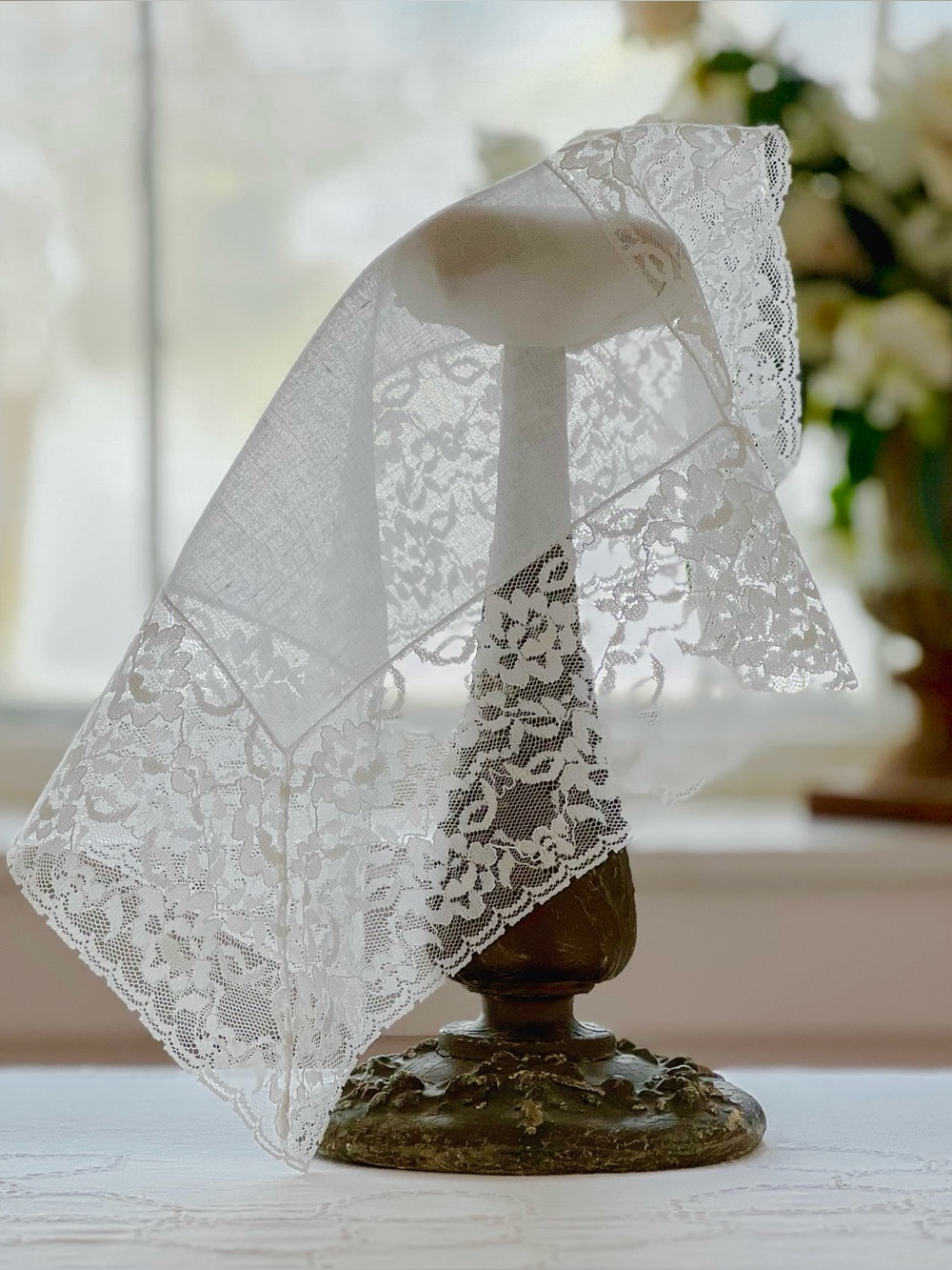 Vintage Chantilly Lace Trimmed Handkerchief